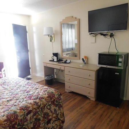 Royal Host Motel Las Cruces Room photo