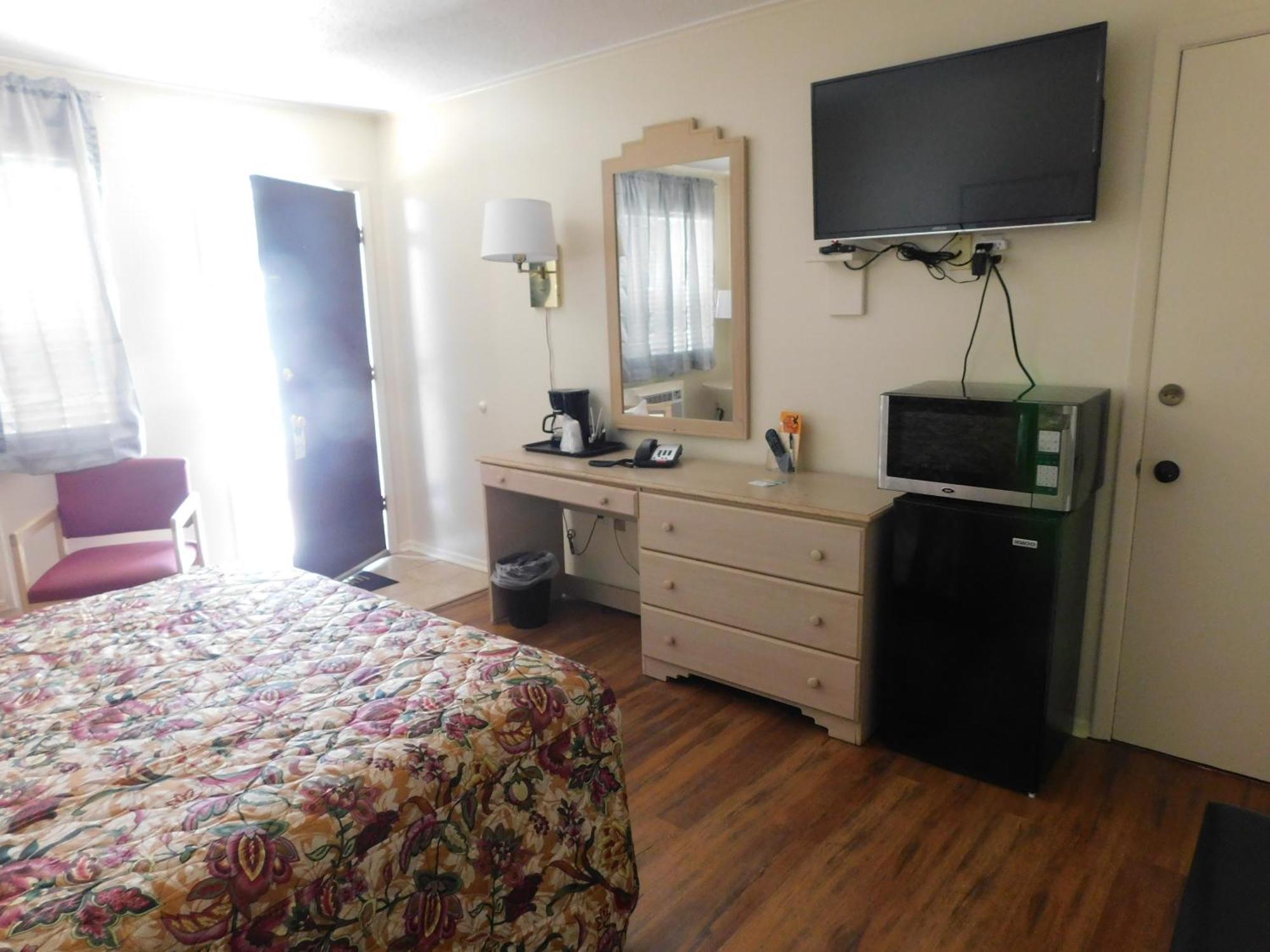 Royal Host Motel Las Cruces Room photo