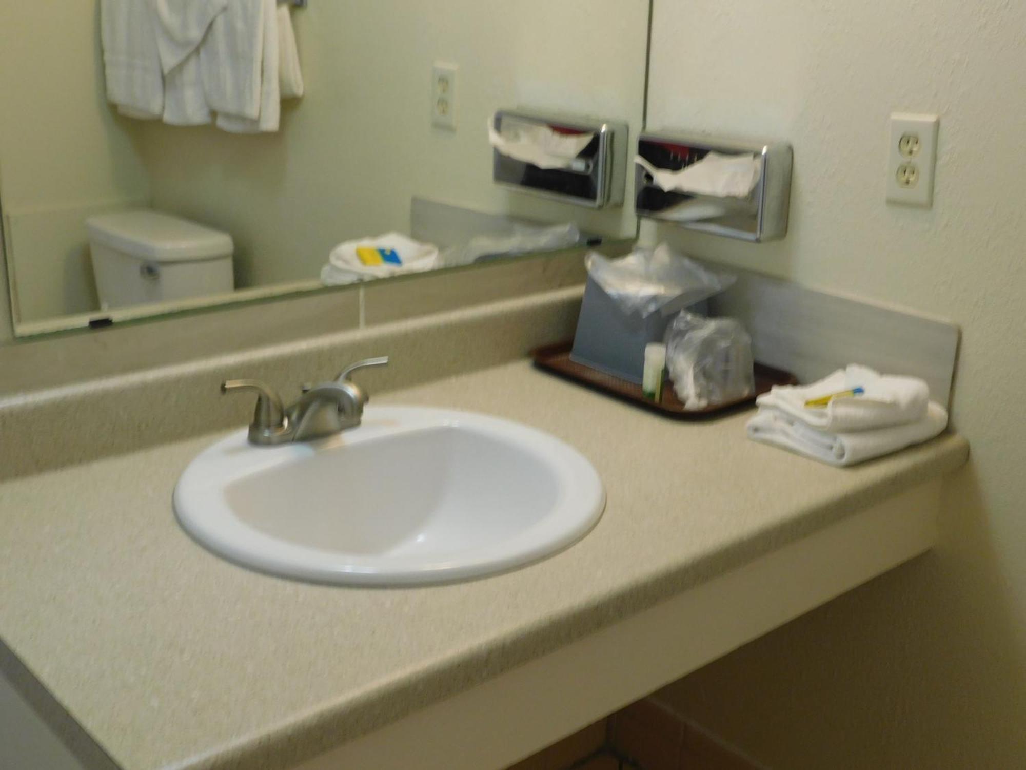 Royal Host Motel Las Cruces Room photo