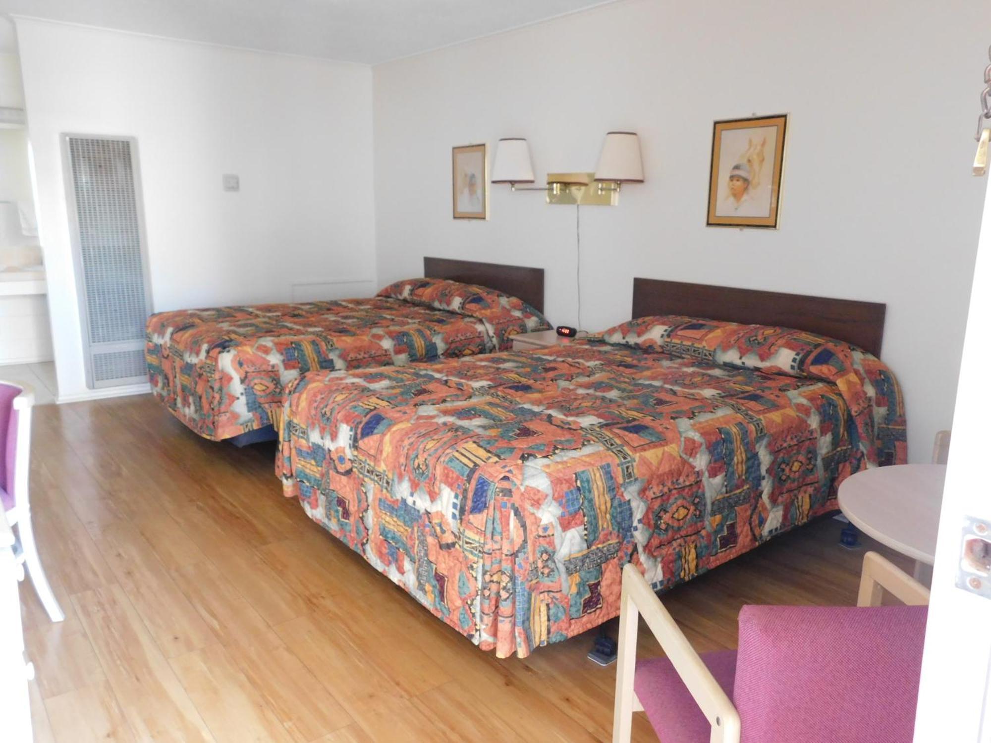 Royal Host Motel Las Cruces Room photo